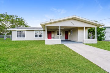 418 N E 15TH AVE CAPE CORAL, FL 33909